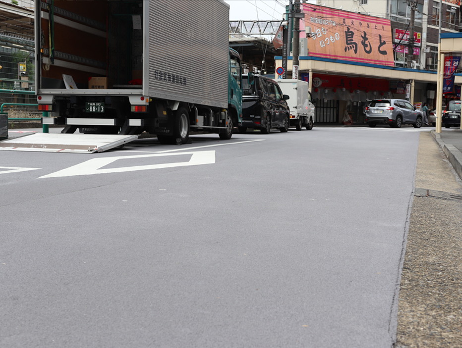 路面温度上昇抑制舗装